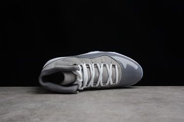 Nike Air Jordan 11 Retro Cool Grey Thumbnail