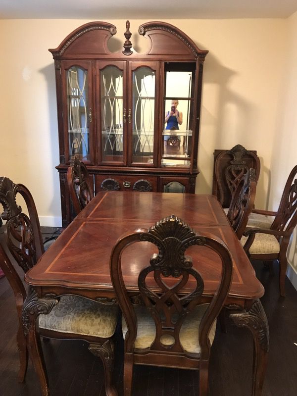 Kathy Ireland Dining Room Set With, Second Hand Dining Table And Chairs Ireland