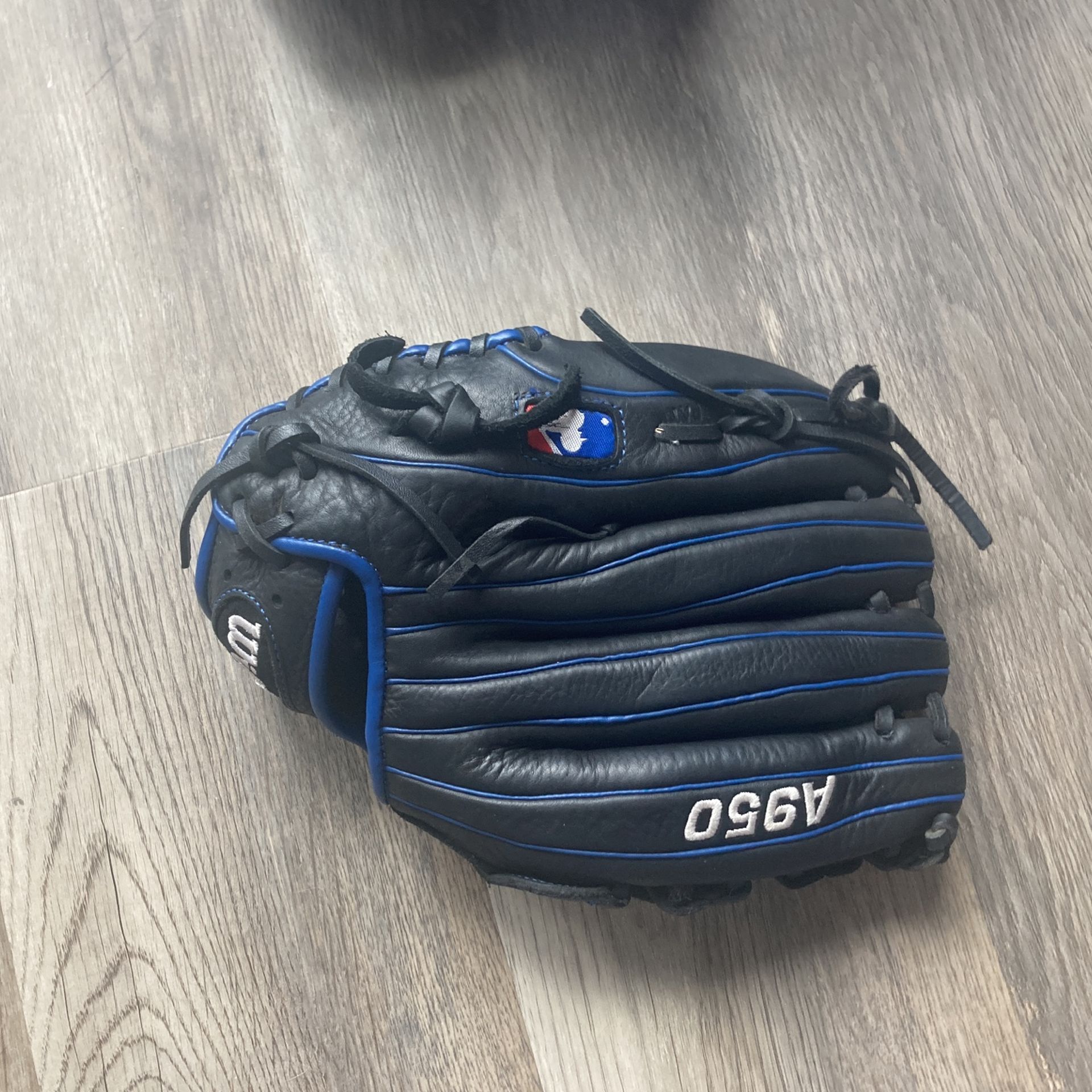 Wilson Baseball Glove