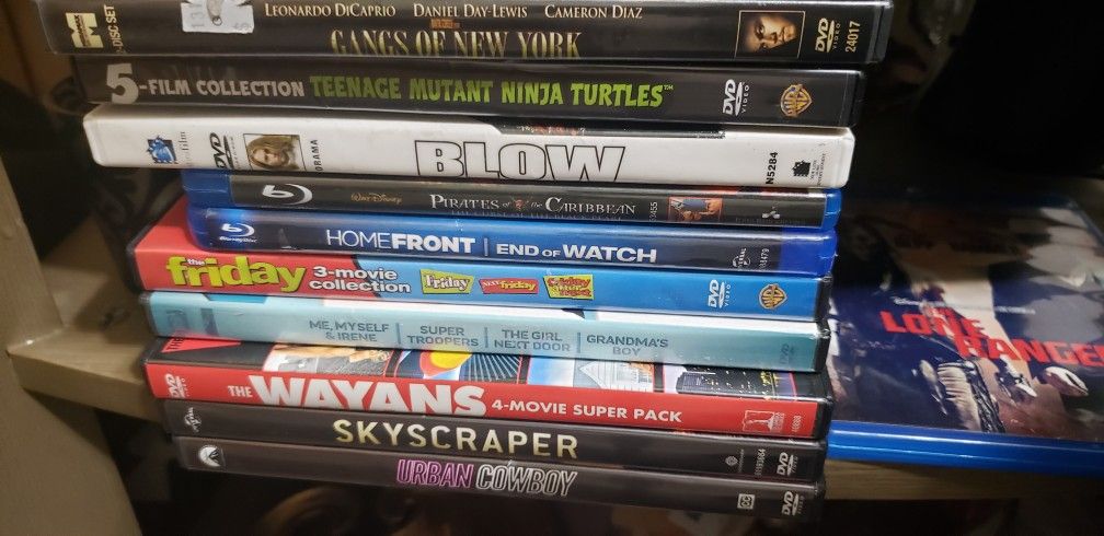 Dvds 20$