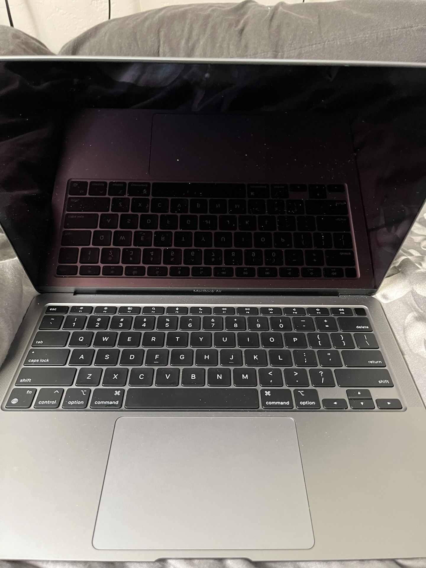 macbook air 2020