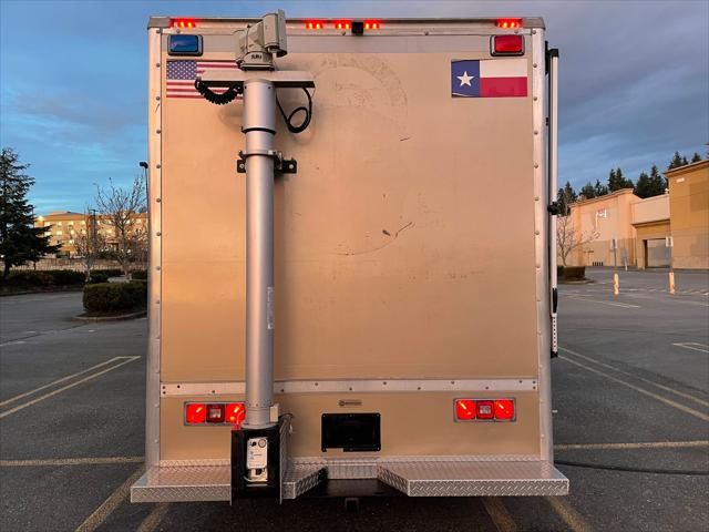2005 Chevrolet Express Commercial Cutaway