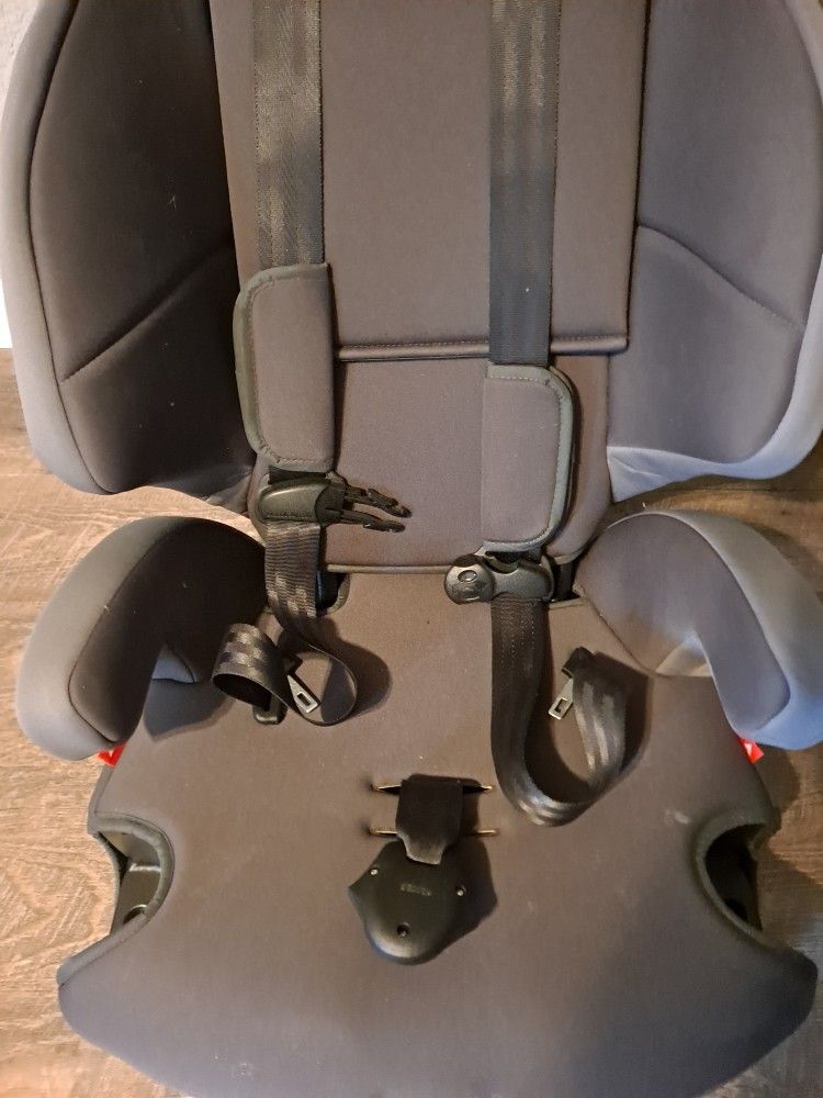 Graco Carseat/booster