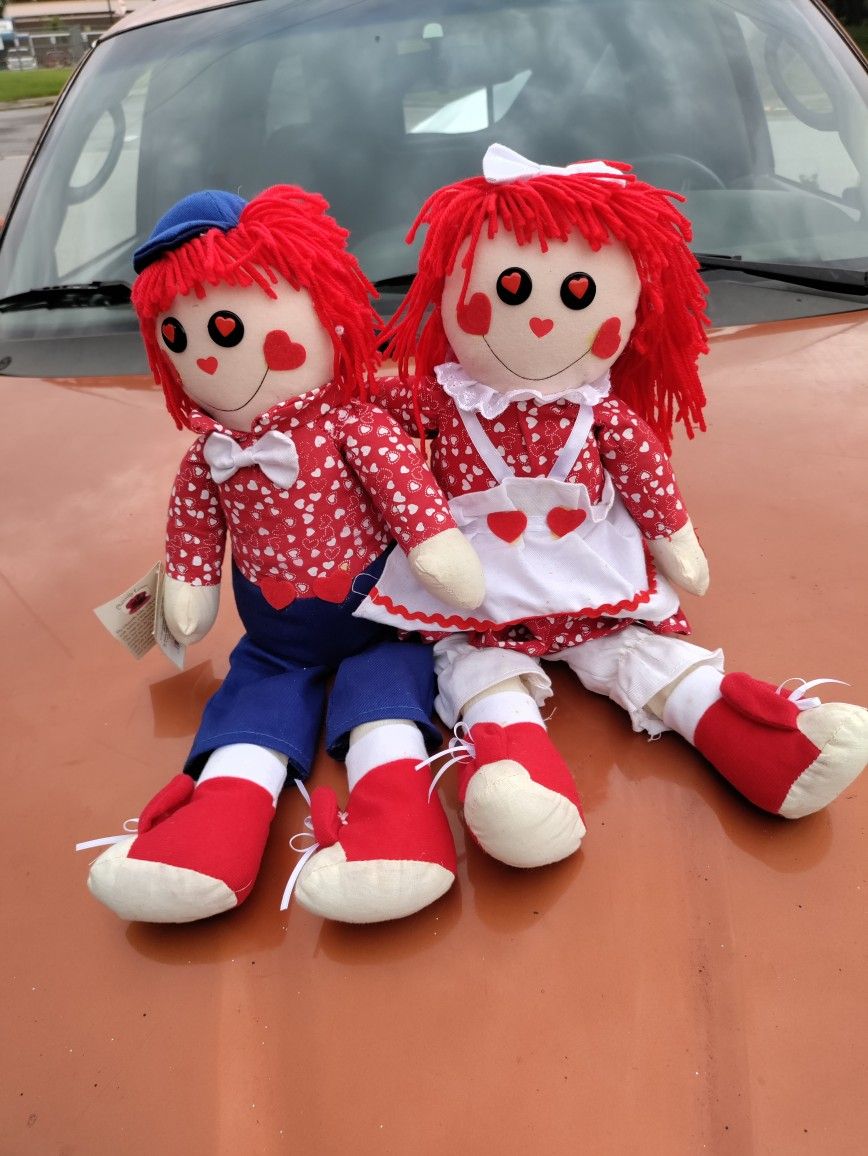 raggedy ann & andy Sining Dolls sining i got you babe by sonny & cher
