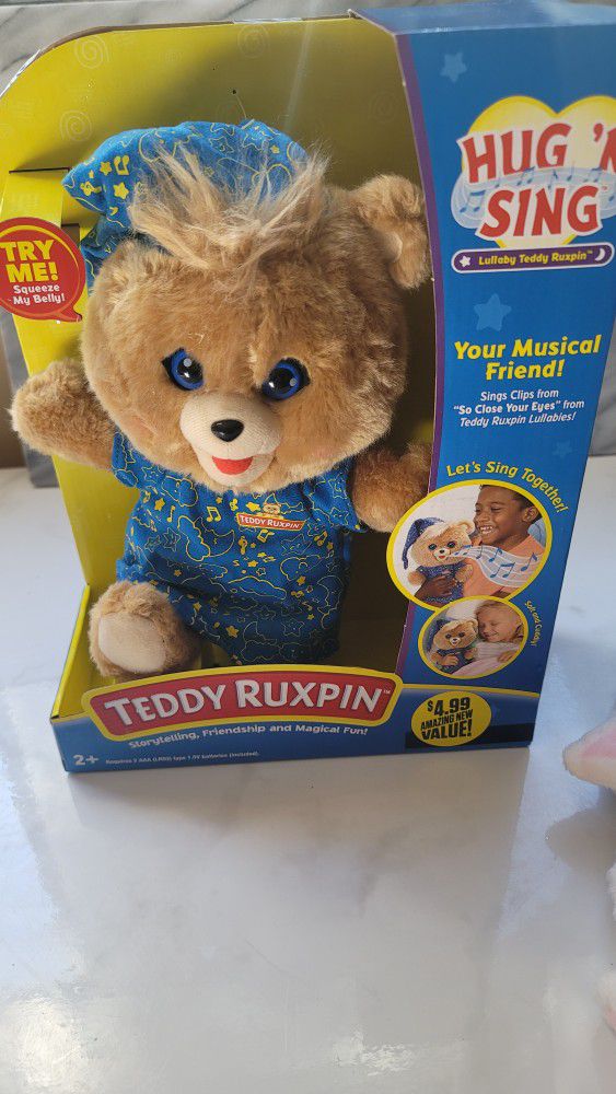 Authentic TEDDY Ruxpin Toy
