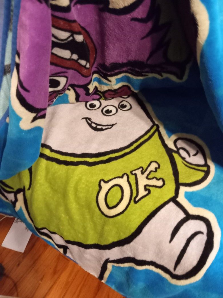 Disney's Pixar Monster High Full Size Blanket