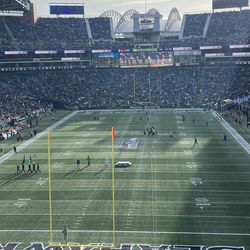 Seahawks vs Lions @Lumen Field 01/02/22 Thumbnail
