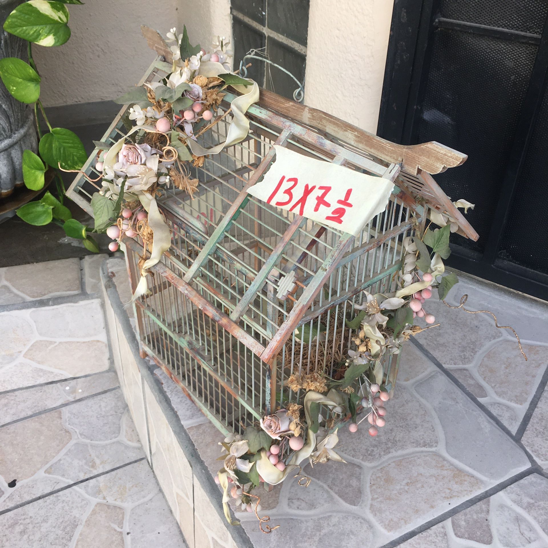 Beautiful Decorative Birds Cage