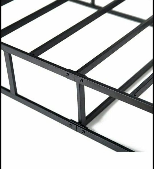 Zinus 9 Inch High Profile Smart Box Spring Twin