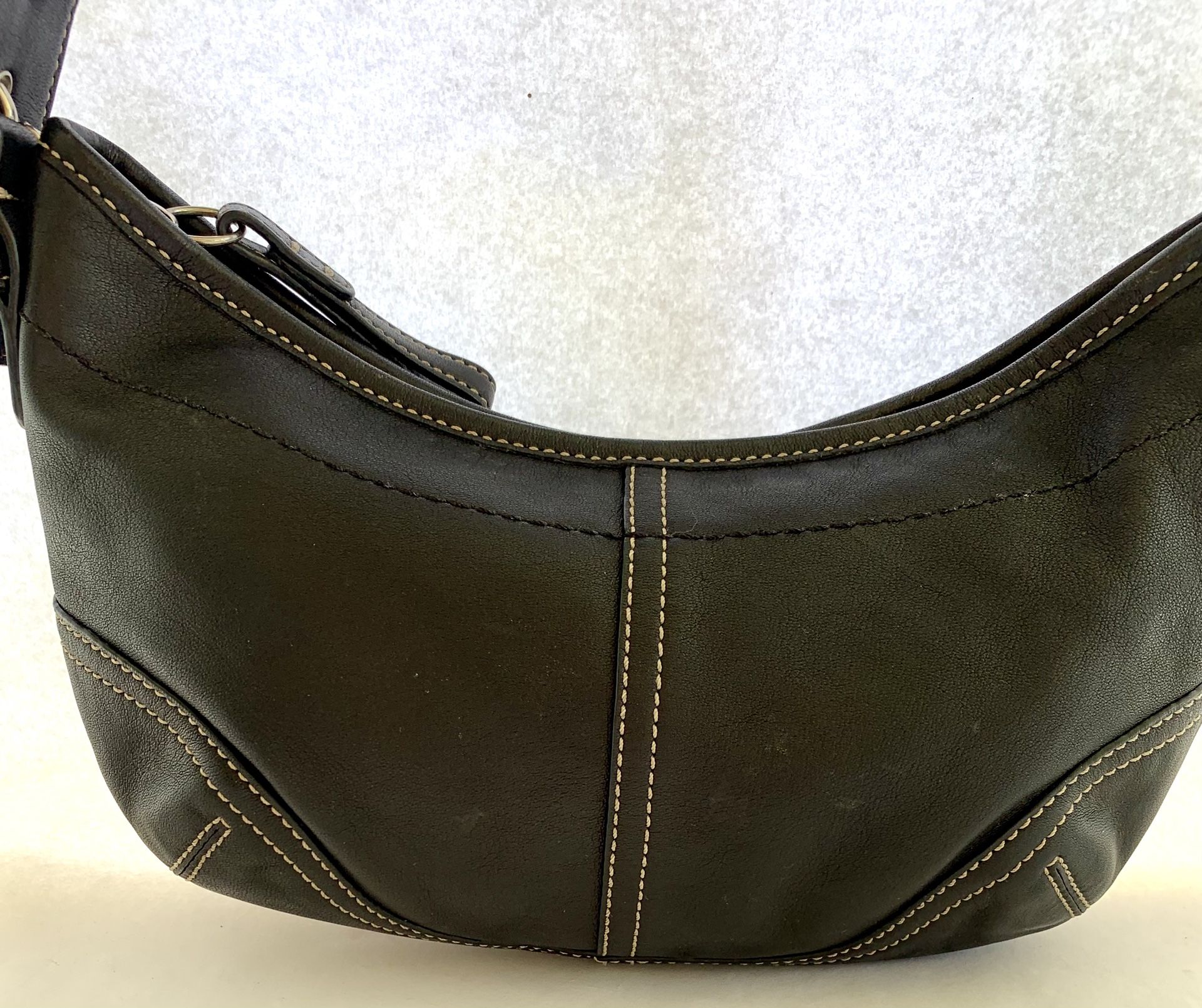 Coach Soho Black Leather Hobo Bag White Stitching Purse Handbag No A05D-9541
