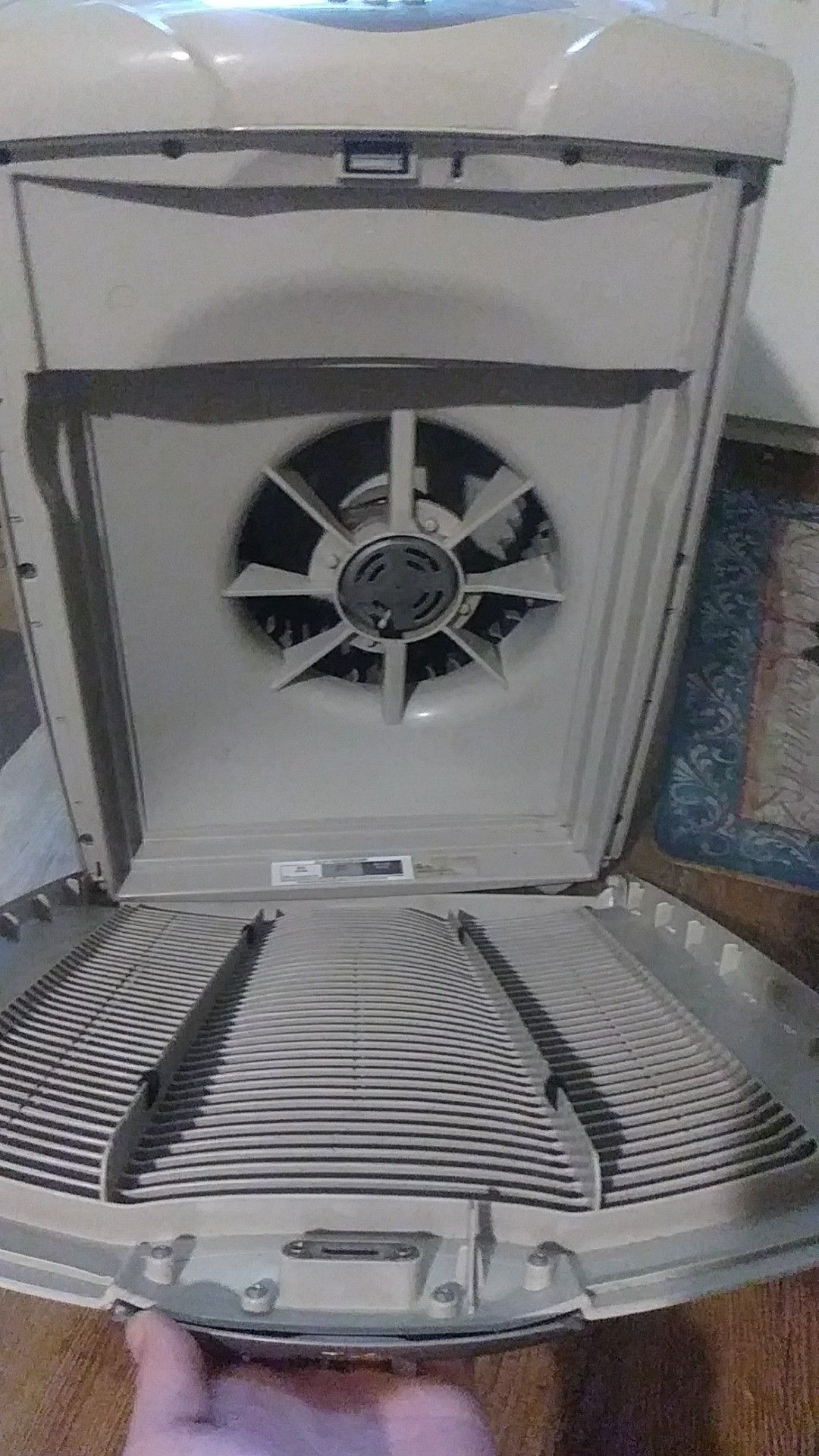 QuietFlo Fan/Dehumidifier