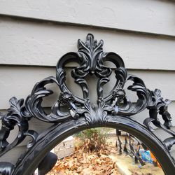 Black Ornate Oval Mirror. Exellent Condition.  New Thumbnail