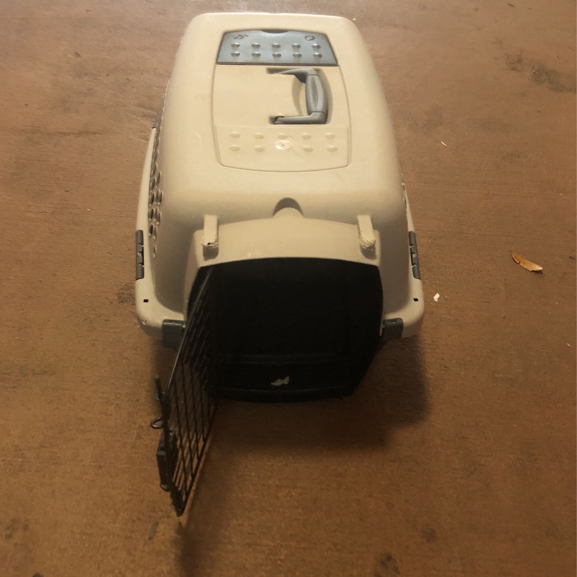 Dog carry On Crate