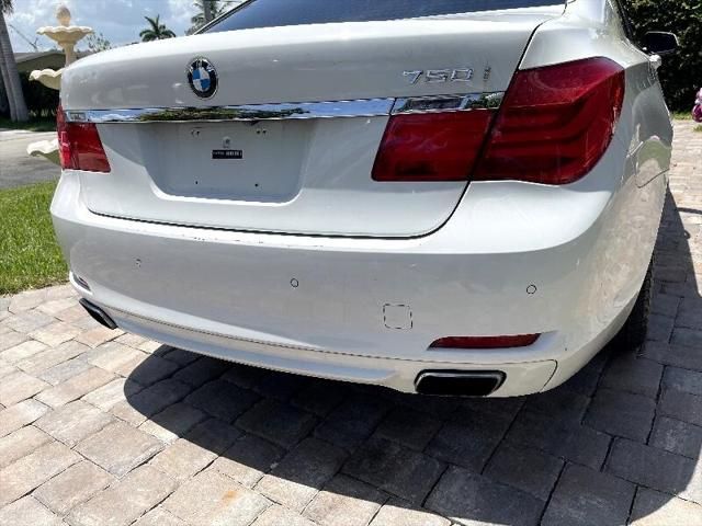 2011 BMW 7-Series