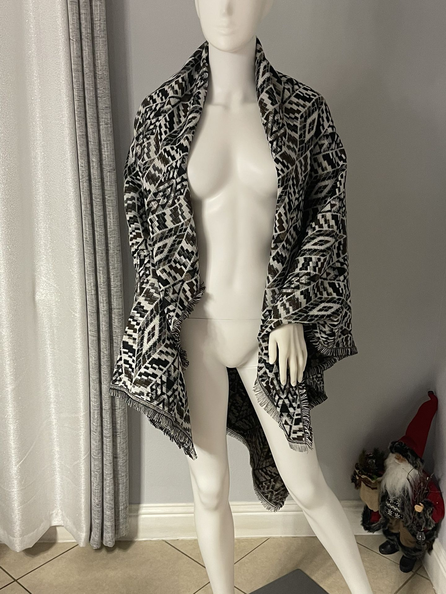New Women’s Fall Cover up size One size  Fits up to size 16 Very spacious and comfy! poncho style