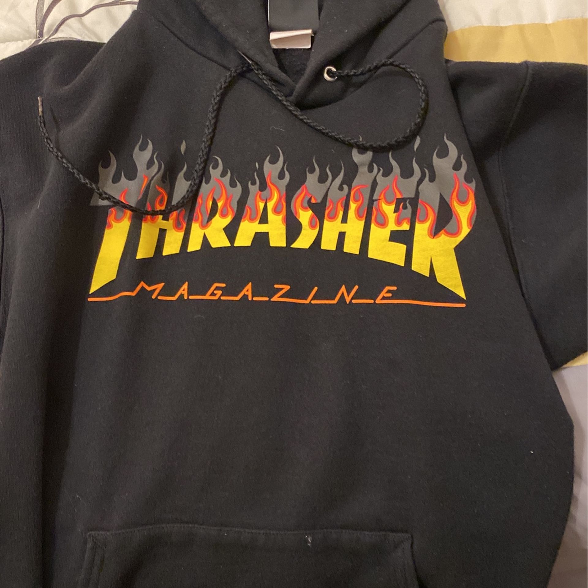 THRASHER HOODIE $15 Adult Small
