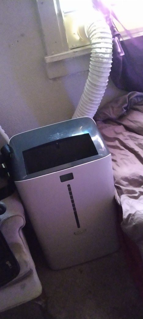 Idylis Portable Air Conditioner


