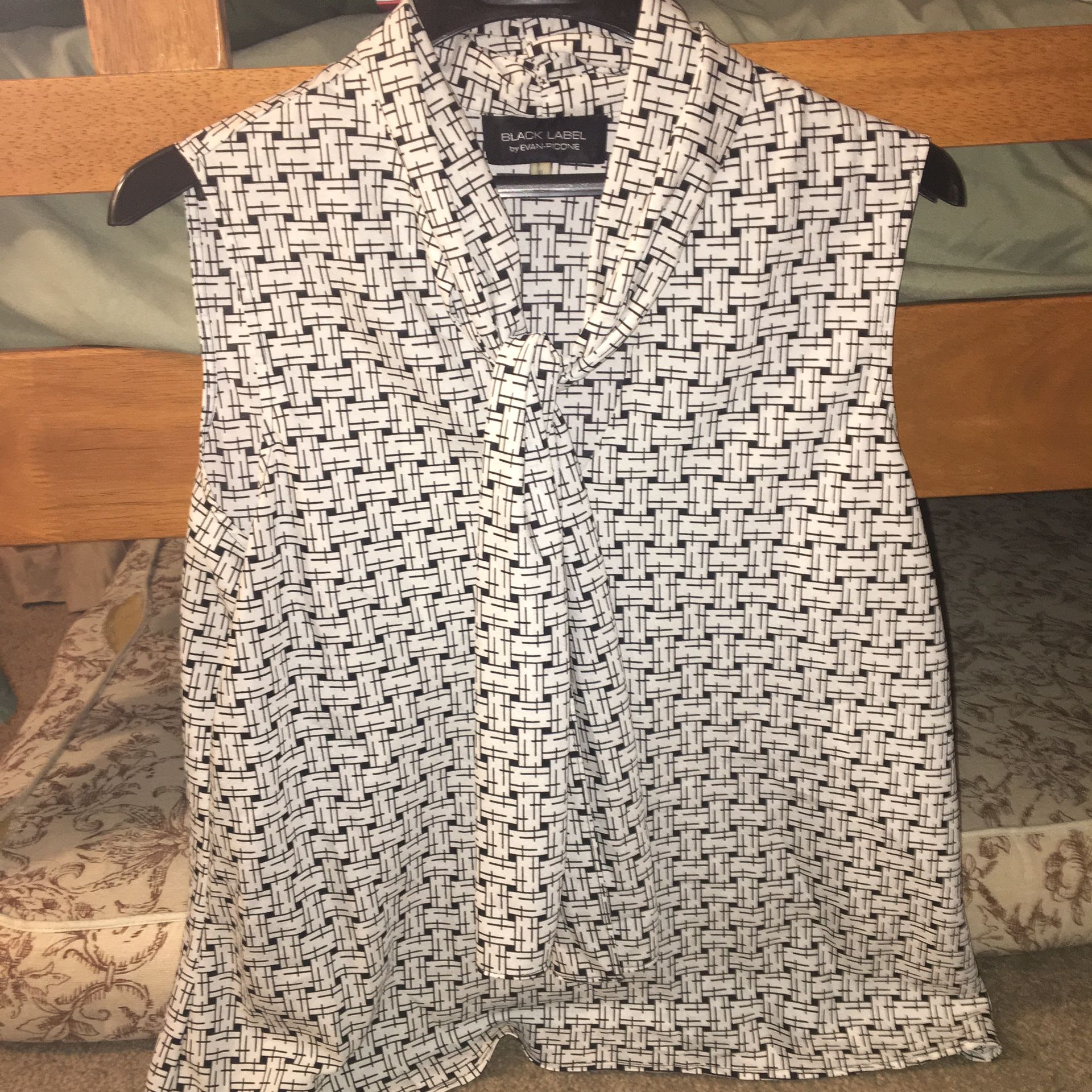 Black label size XL by Evan Picone like new