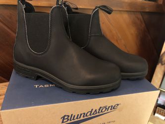 NIB Blundstone Chelsea Boots W9/M7 Thumbnail
