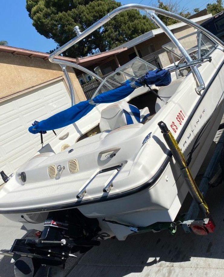 2004 Bayliner Boat and Trailer!!!