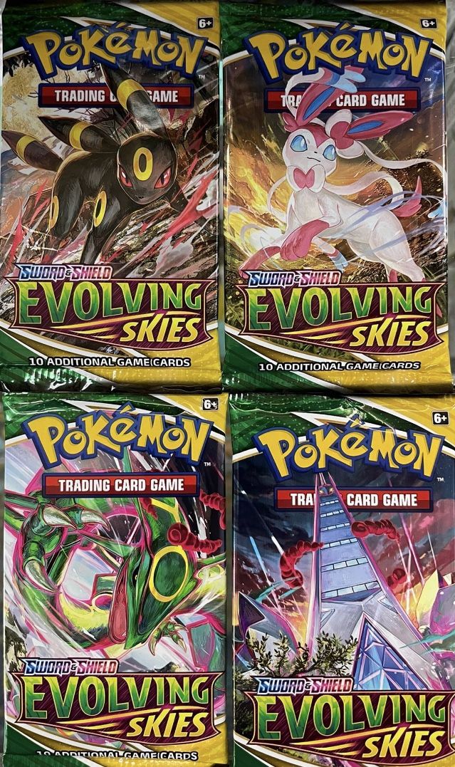 Pokemon Evolving Skies Booster Packs