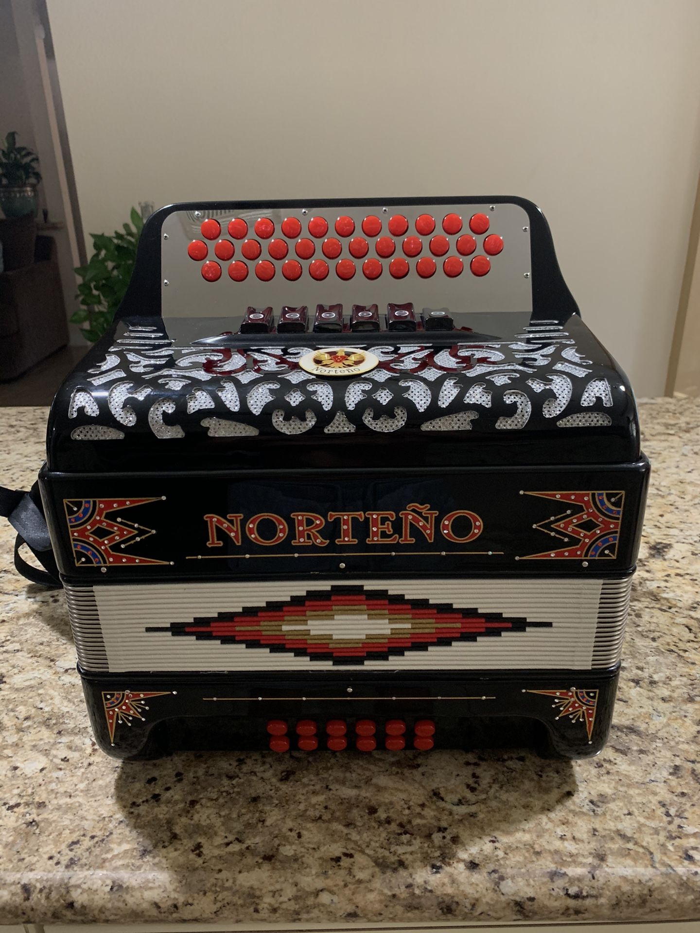 Two Tone Norteño Gabbanelli Accordion for Sale in Las Vegas, NV OfferUp