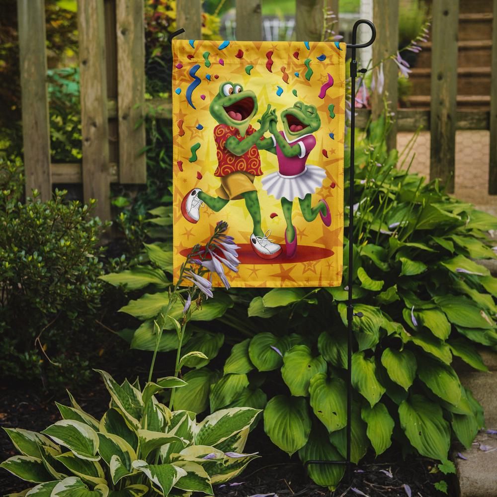 Caroline's Treasures APH3874GF Frog Swing Dancing Flag Garden Size , Small, multicolor
