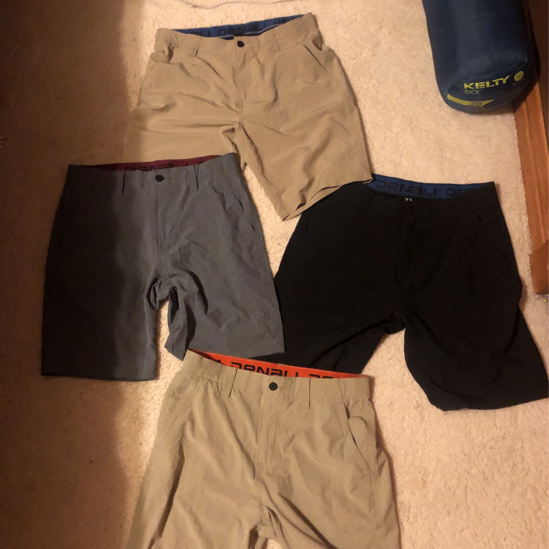 Denali Dri-Fit Golf shorts size 32