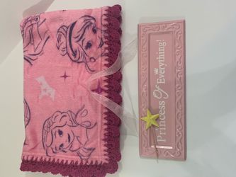 Disney Princess Cinderella SnowWhite & Aurora Crochet Baby Blanket Gift Set Thumbnail