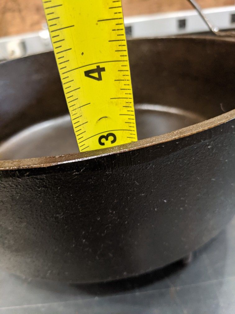 Vintage Restored Lodge No 10 Camp Dutch Oven