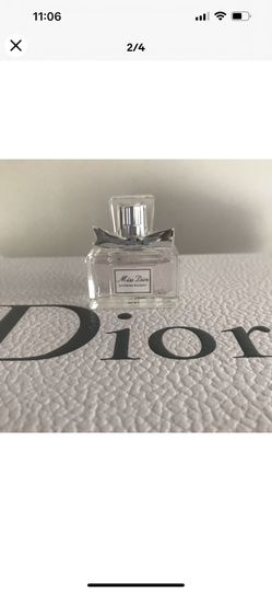 DIOR Miss Dior Blooming Bouquet EDT Splash .17oz/5mL Womens Perfume - NWOB Thumbnail