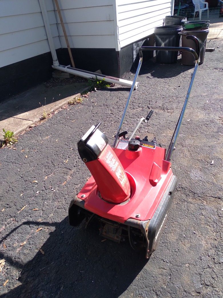 Honda Snow Blower 4 Cyl