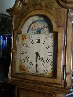 Grandfather clock Thumbnail
