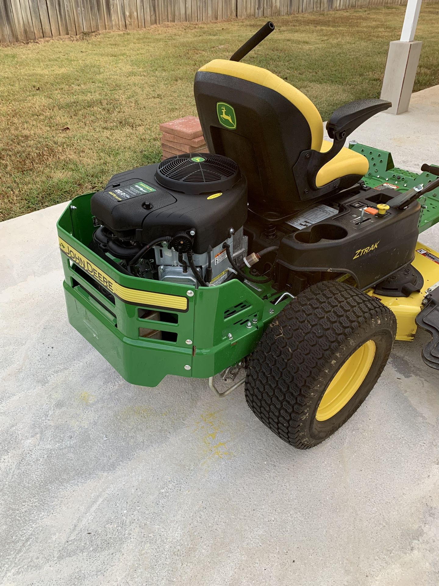 John Deere Zero Turn 355e 48 Deck 20 Hour On It