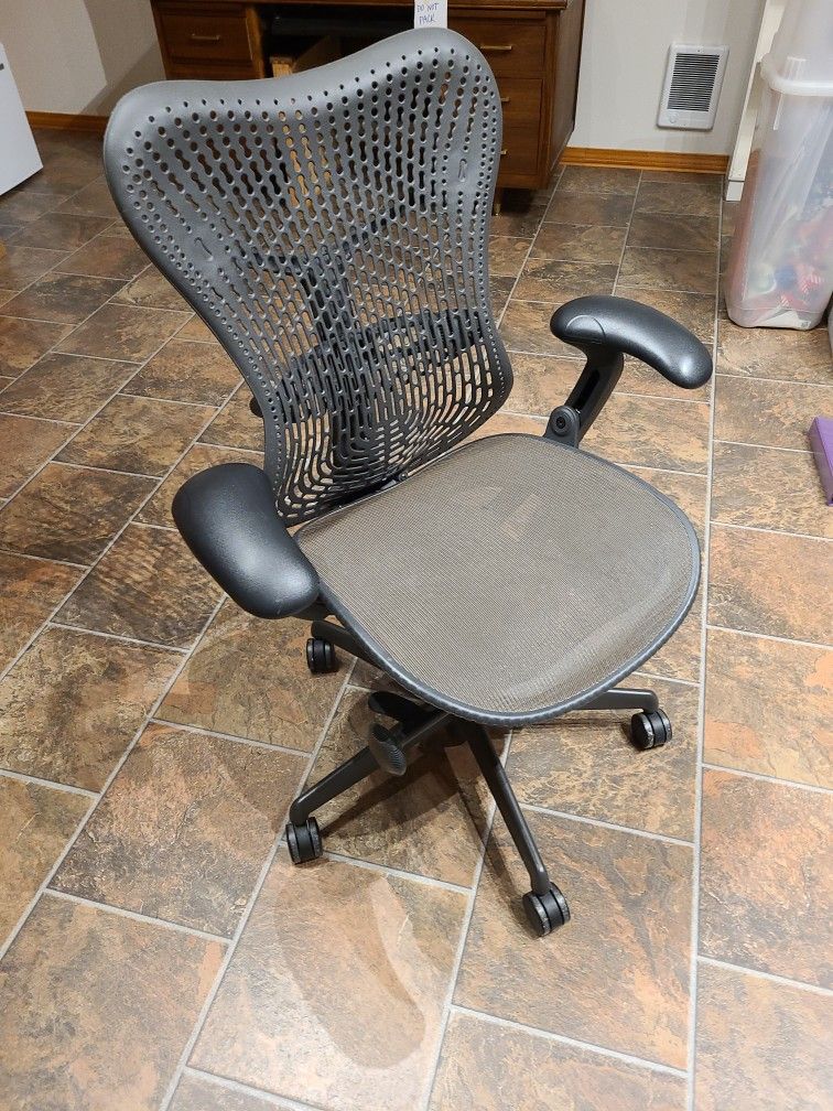 Herman Miller Office Chair Very Nice Comfortable