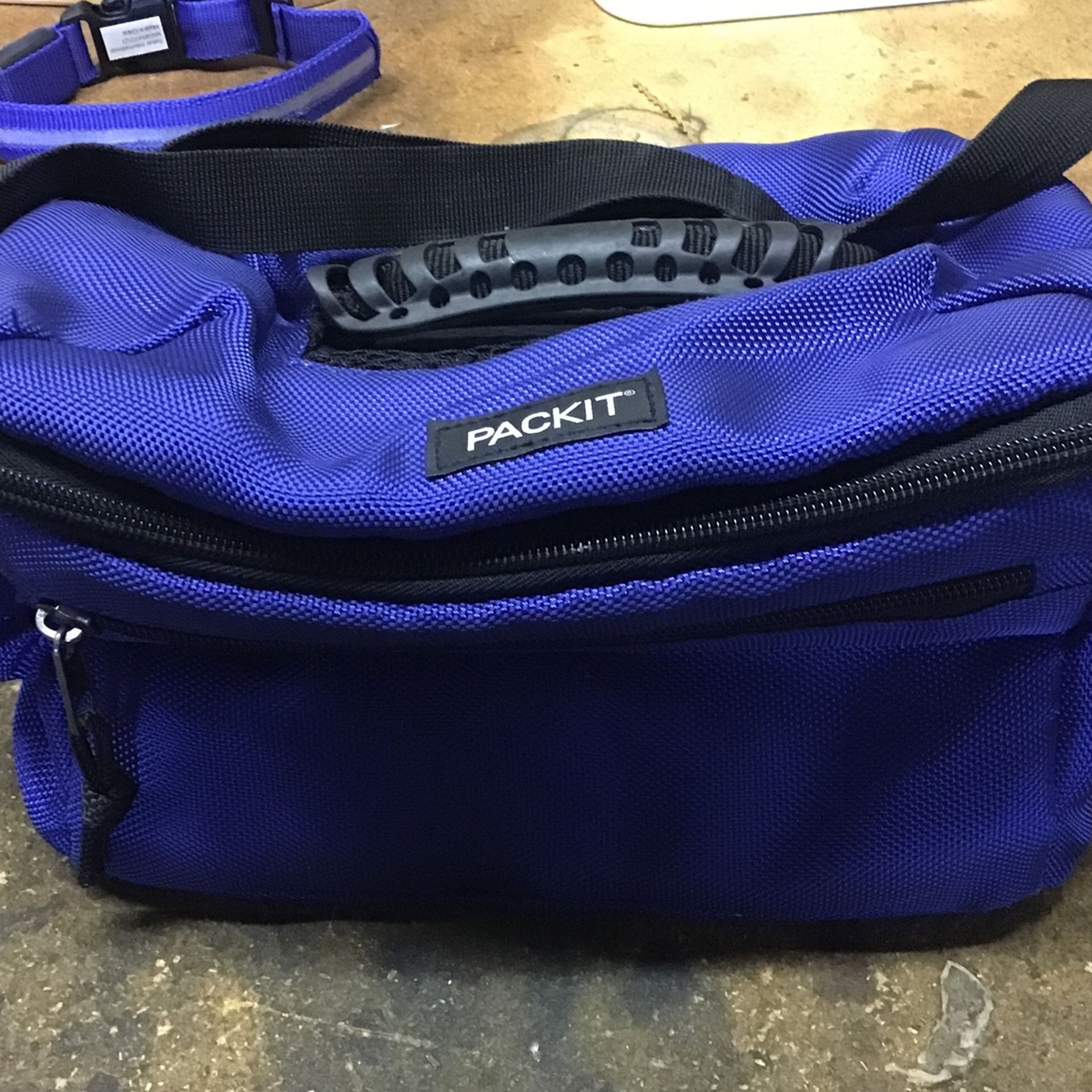 Pack it Lunch bag Or Carrying Case Not Sure