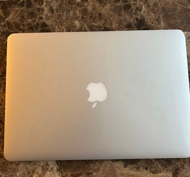 Apple MacBook Air