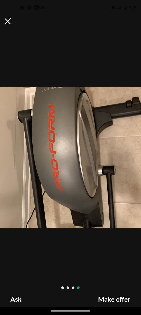 PROFORM 9.0 ET ELLIPTICAL MACHINE ( LIKE NEW & DELIVERY AVAILABLE TODAY)