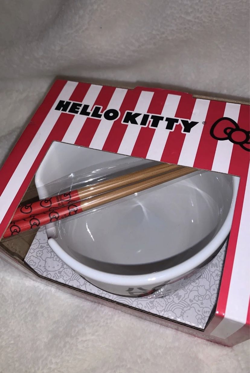 Hello Kitty Ramen Bowl W/ Chopsticks