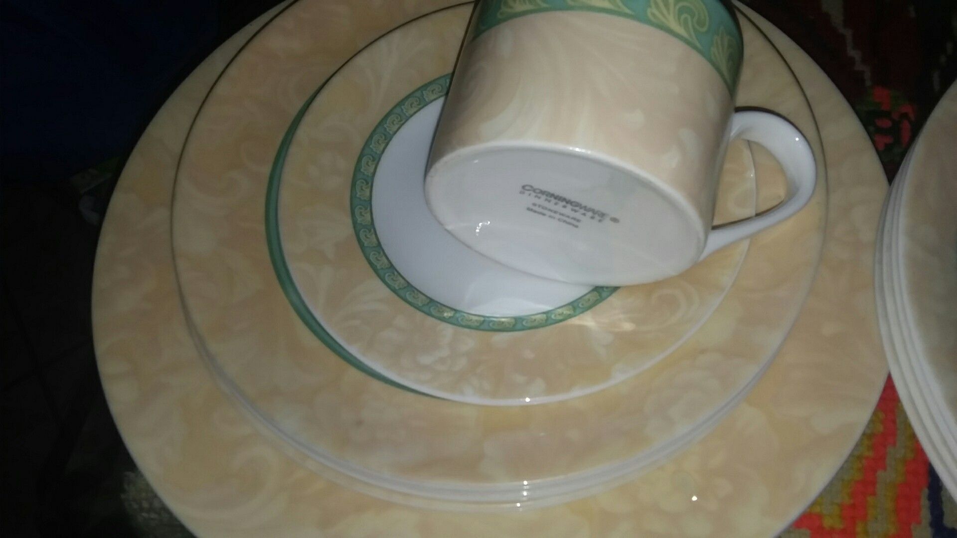 CORNINGWARE DINNERWARE PLATES BOWLS CUPS SET FLORAL LEAF BEAUTIFUL DESIGH
