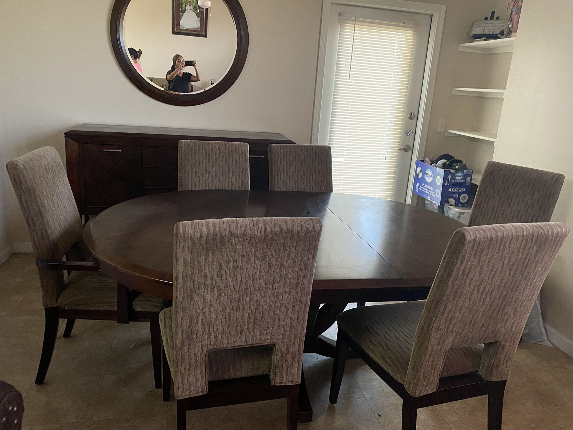 6 Seater Table for Sale in Midland, TX - OfferUp