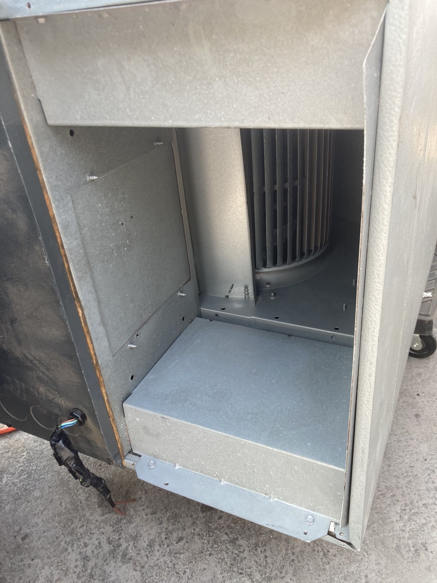 Goodman 4ton AC, Condenser, air handler and I’ll throw in a thermostat.