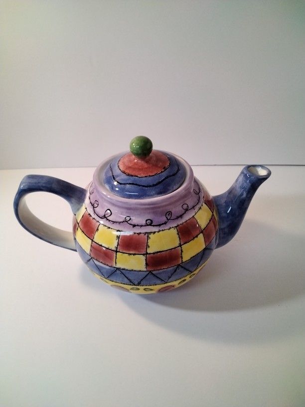 Very Cute Tea Pot Great For Home Decor.