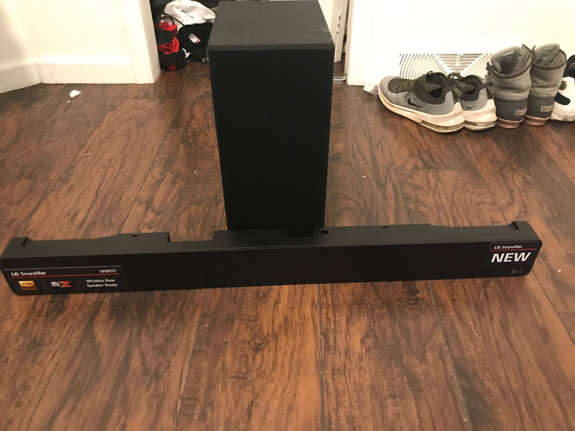 Lg sound bar and subwoofer