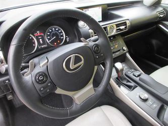 2015 Lexus IS 350 Thumbnail