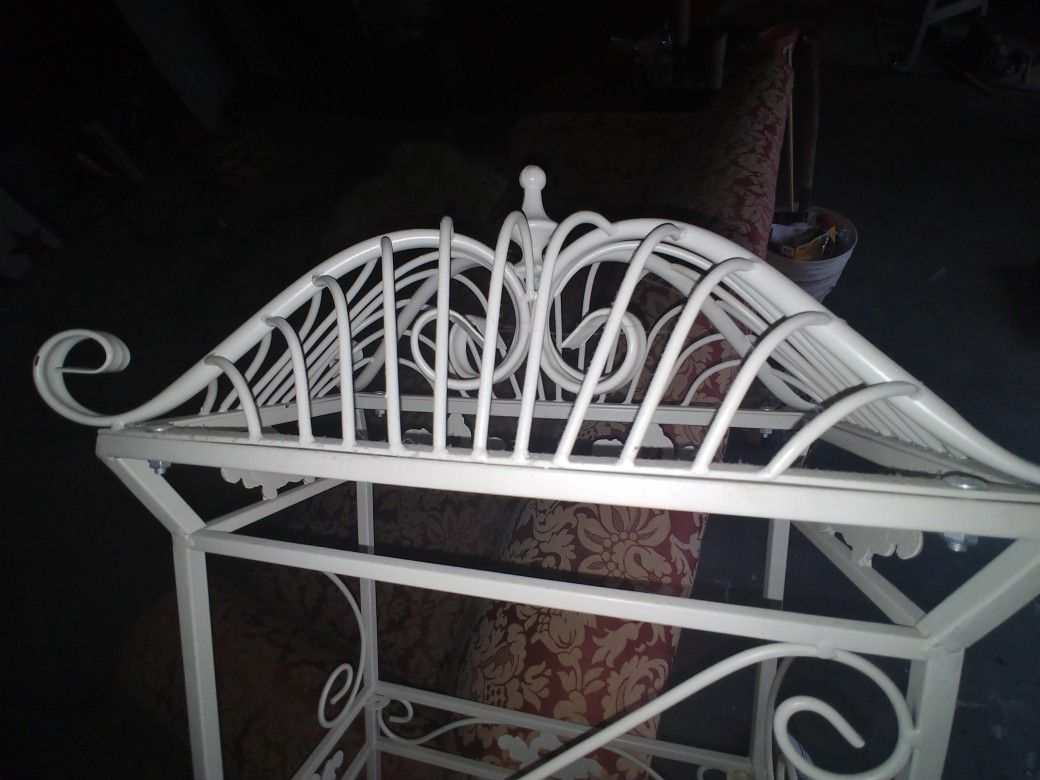 Beautiful metal shelves display