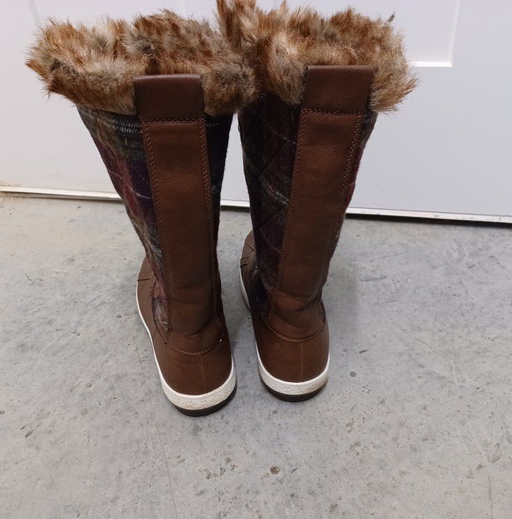 JustFab Quilted Faux Fur Winter Boot Sz.9