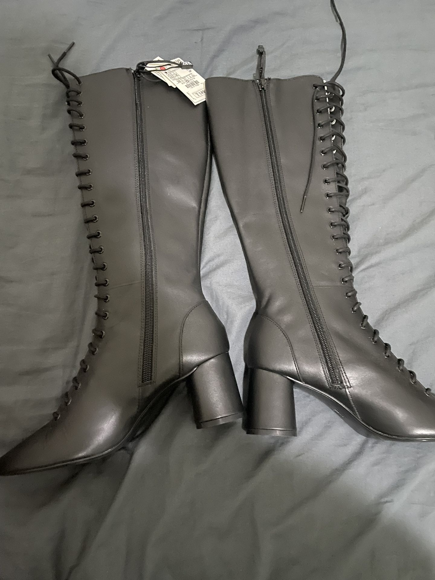 Zara Women Boot Size 7 1/2