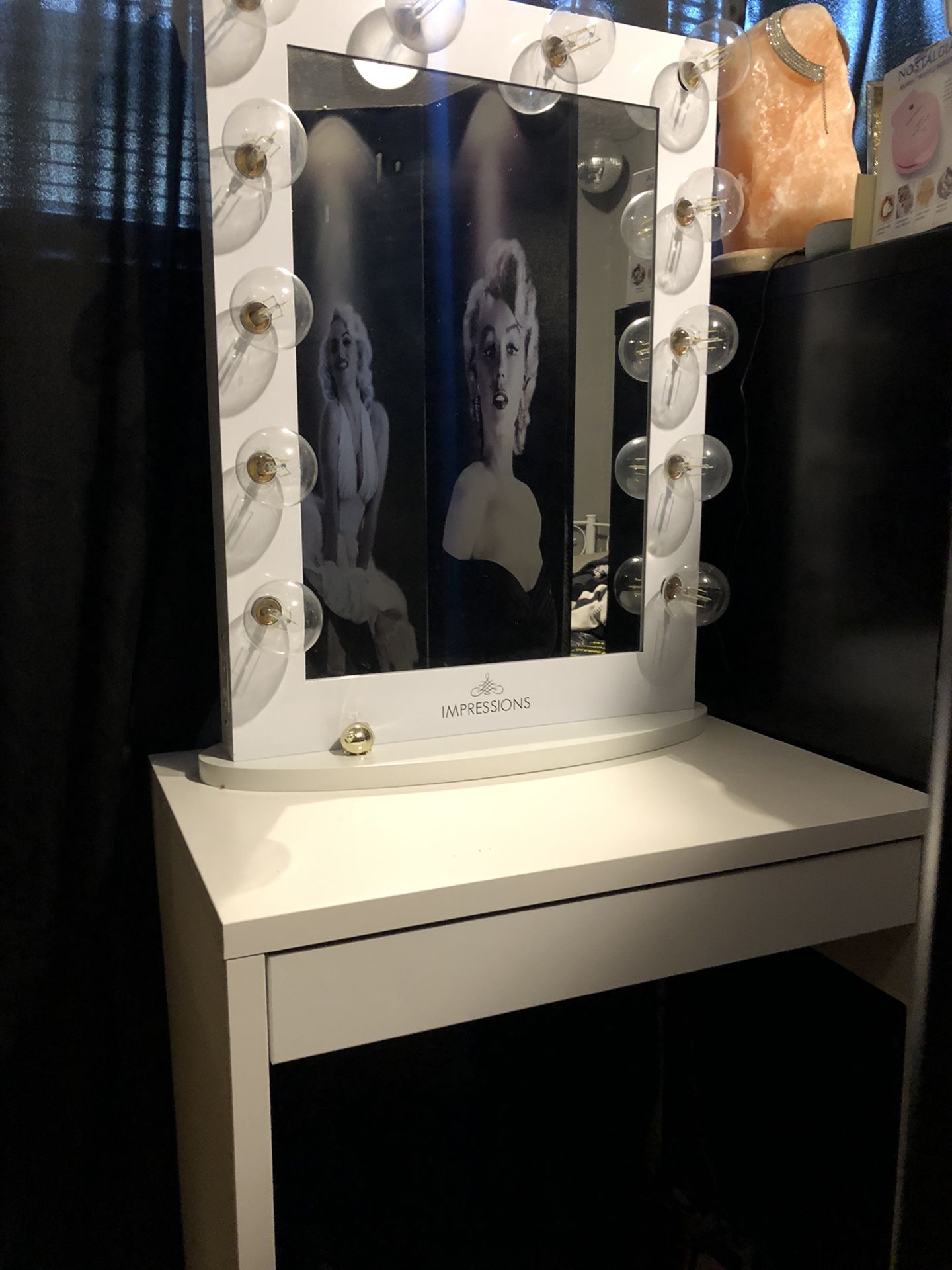 IMPRESSIONS WHITE VANITY (everything Included) 