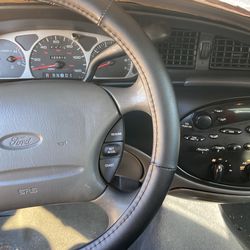 1999 Ford Taurus Thumbnail